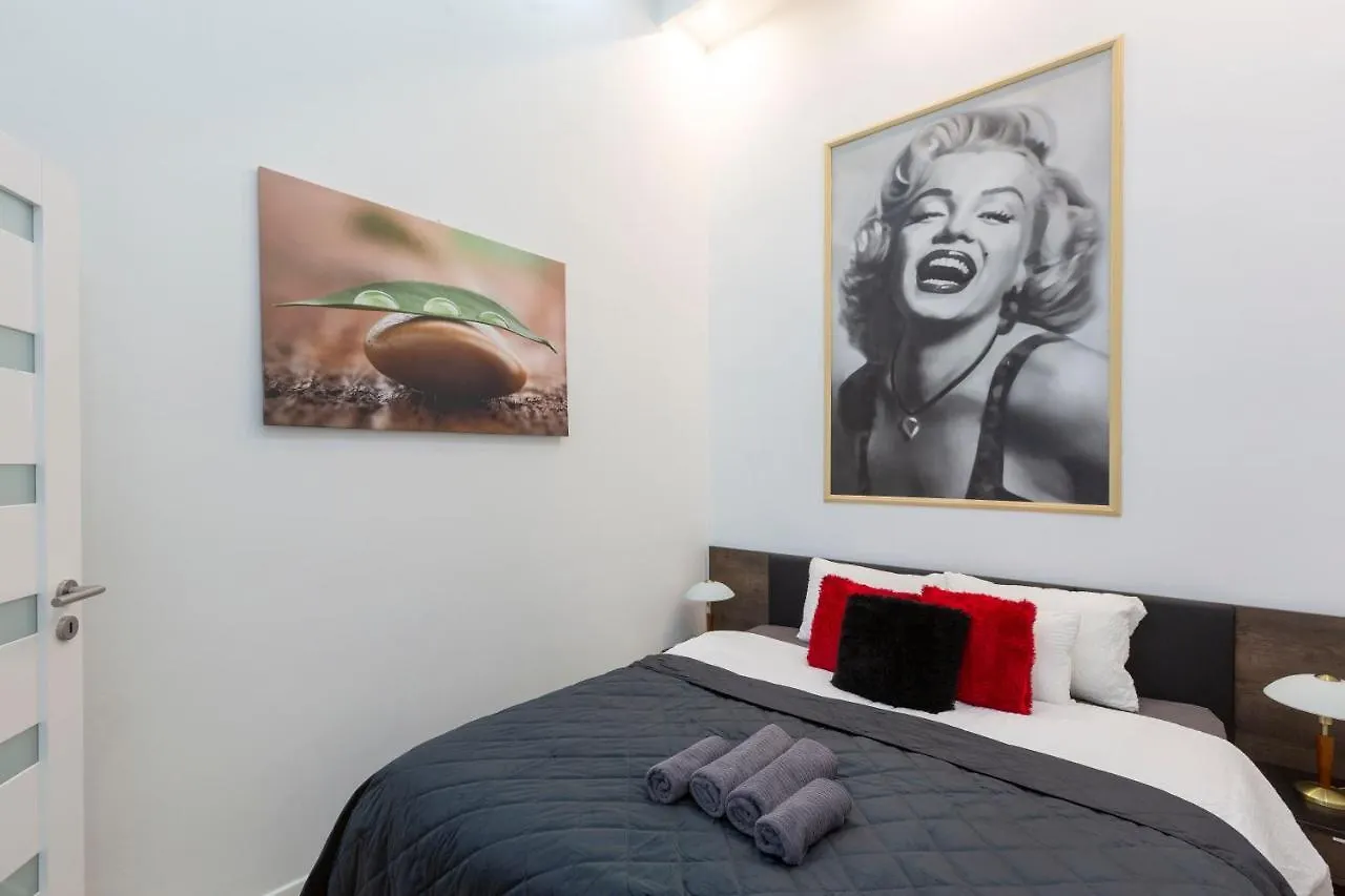 Exclusive Marilyn Apartment In The Heart Of בודפשט הונגריה